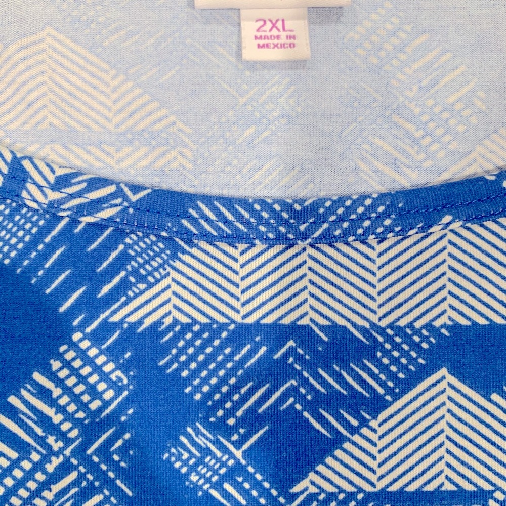 Lularoe Julia - Picture 2 of 2